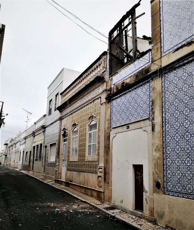 nova-derrocada-em-predio-da-zona-historica-de-olhao_1