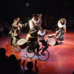 Sul Informação - Trombones, trapézios voadores e trampolins fizeram a festa do novo circo em Monchique