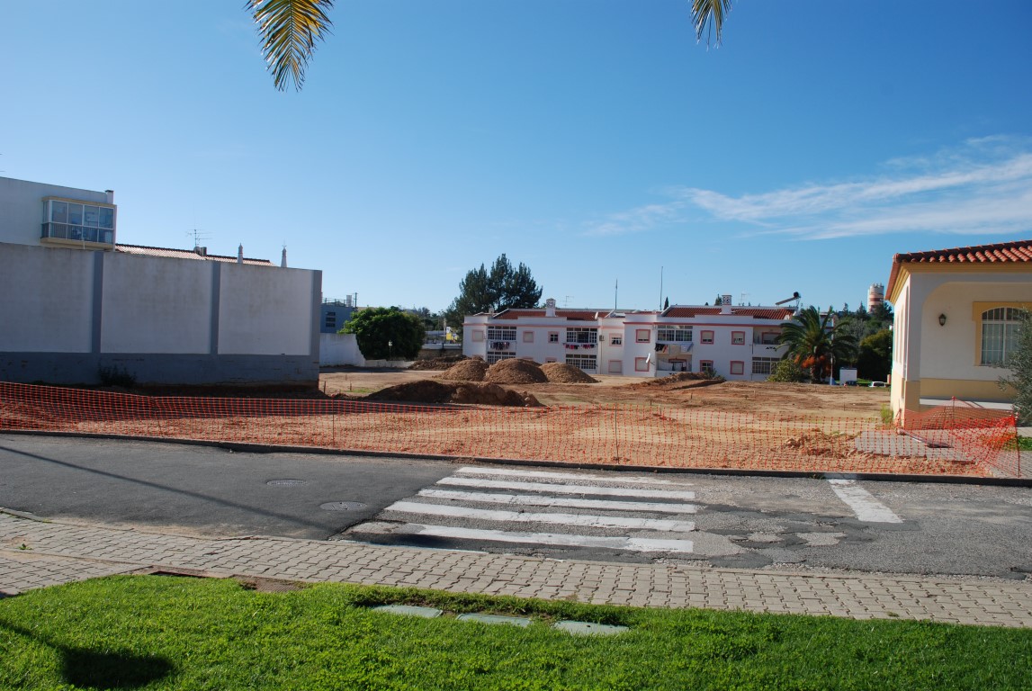 Sul Informação - Construção de parque de feiras em Alcantarilha já começou