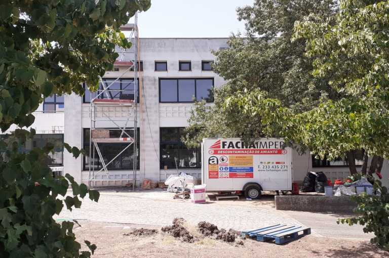 Sul Informação - Obras de remoção de amianto em escola de Beja comprometem segurança dos trabalhadores