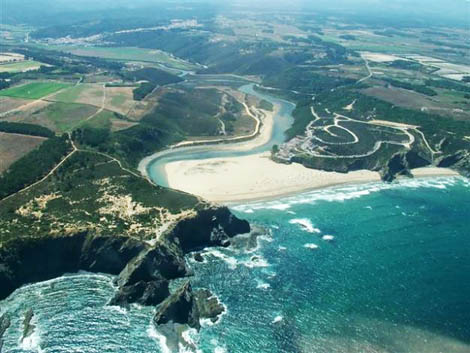 Sul Informação - 39 praias algarvias já se candidataram às 7 Maravilhas, sendo Aljezur líder em número (atualizada)