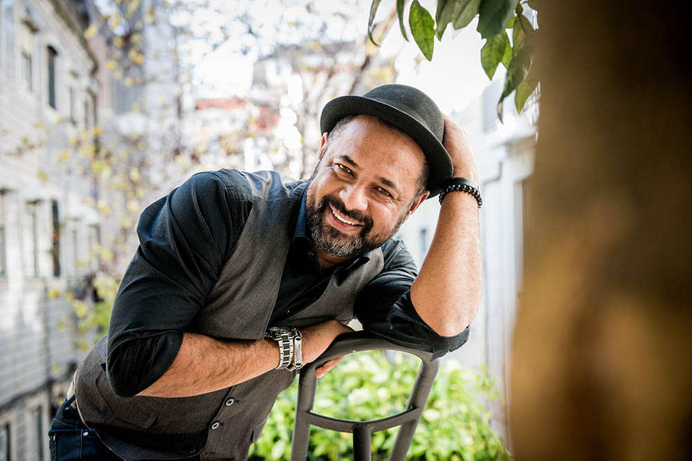 Sul Informação - Olavo Bilac leva o seu concerto “Somos Feitos de Memórias” ao Centro de Congressos do Arade