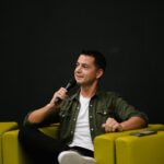 Sul Informação - Jovem louletano lança livro de dicas para melhorar organização desportiva