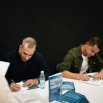 Sul Informação - Jovem louletano lança livro de dicas para melhorar organização desportiva