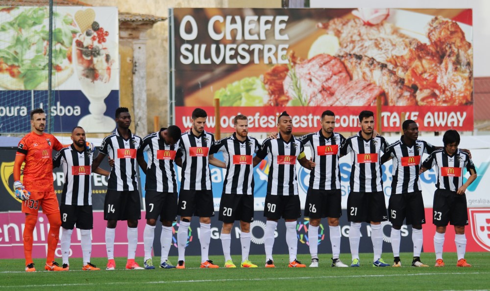 Sul Informação - Fotogaleria: Nakajima e homenagem a Alfarroba marcaram Portimonense-Tondela