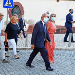 Sul Informação - Marcelo Rebelo de Sousa visita centro histórico de Silves, entre selfies e conversas com turistas