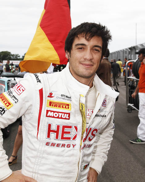 Sul Informação - Álvaro Parente no McLaren MP4-12C GT3: Autódromo do Algarve é «exigente»