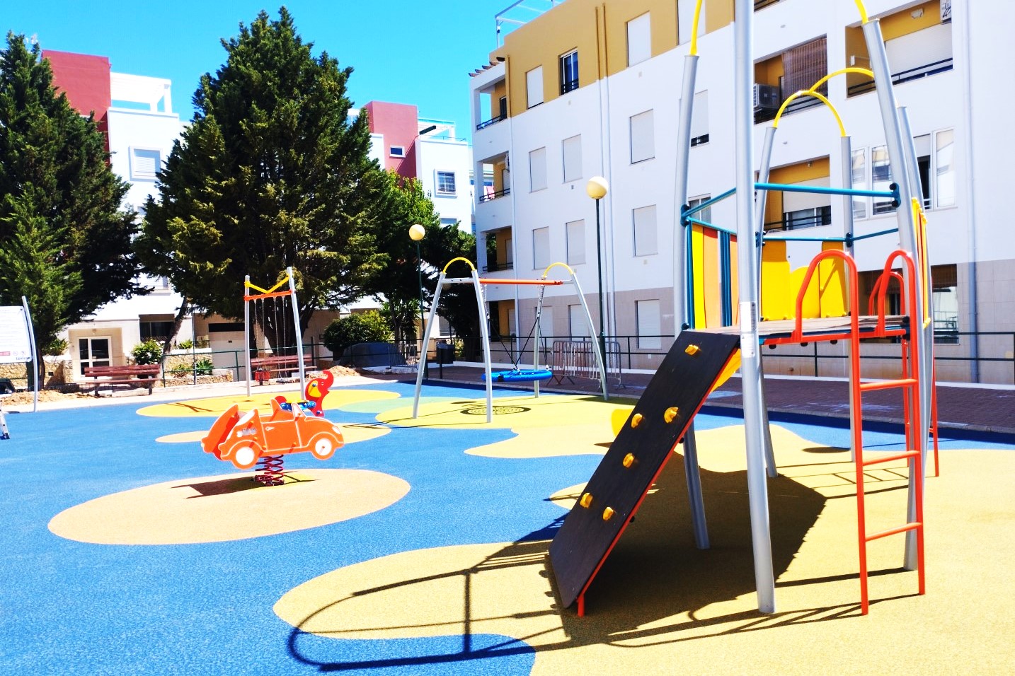 Sul Informação - Câmara de Tavira investe na requalificação de parques infantis, de fitness e geriátricos
