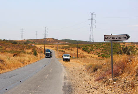 Sul Informação - Obras de melhoramento da estrada Cortes Pereiras/Alcoutim já começaram