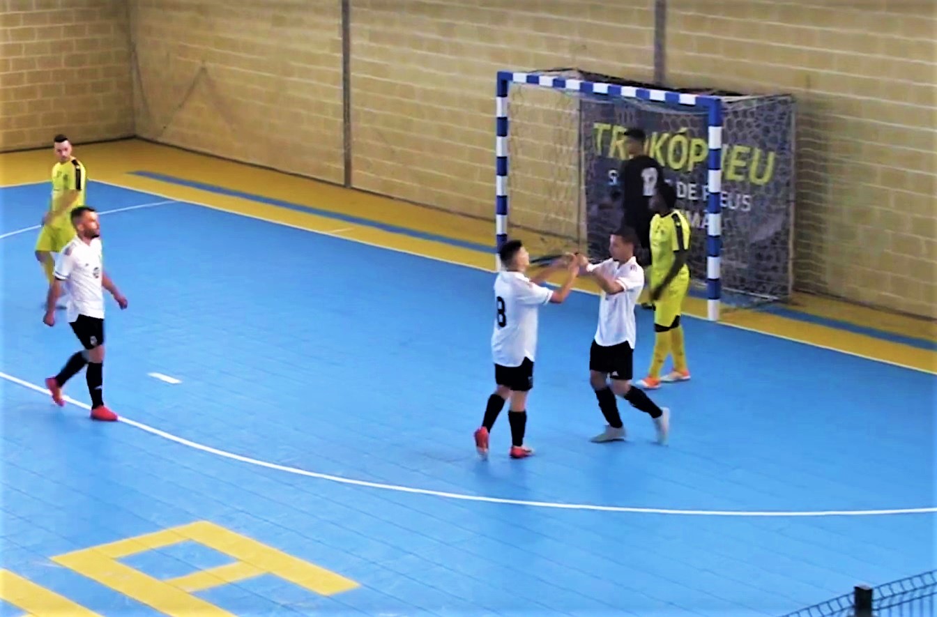 Sul Informação - Farense goleia Pedra Mourinha e lidera na II Divisão de Futsal