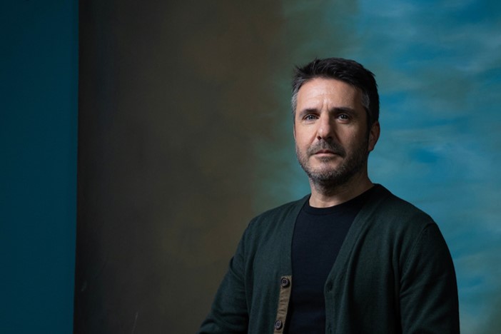 Sul Informação - Fado de Pedro Moutinho e de “Amália Hoje” anima Feira Popular de Loulé