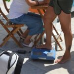 Sul Informação - Pelas praias do Algarve, a mostrar porque se deve usar água «com um pingo de consciência»