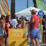 Sul Informação - Pelas praias do Algarve, a mostrar porque se deve usar água «com um pingo de consciência»