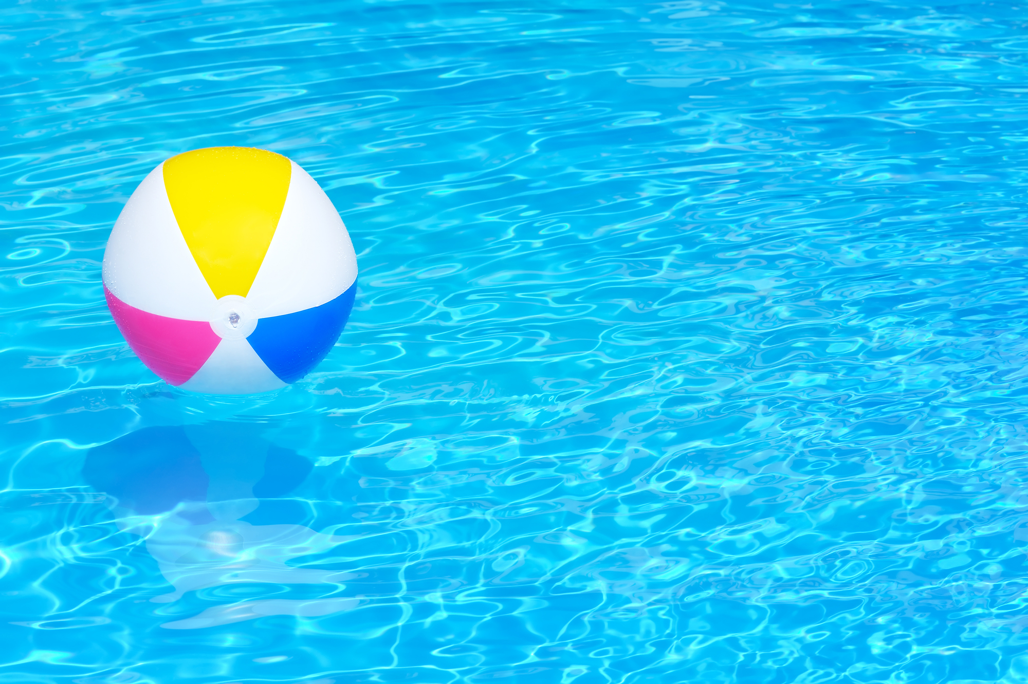 Sul Informação - Uma piscina nova…