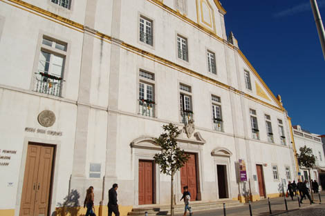 Sul Informação - Quinteto de Sopros com Orquestra do Algarve abre nova temporada do Ciclo de Sons