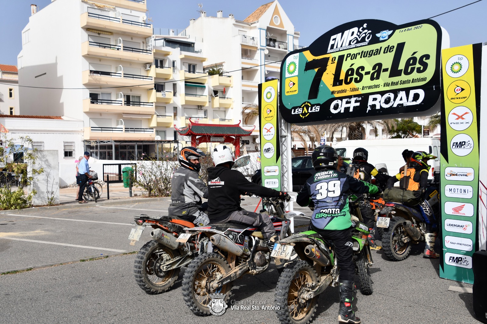 Sul Informação - “Portugal de Lés-a-Lés Off Road” terminou na Praia de Monte Gordo