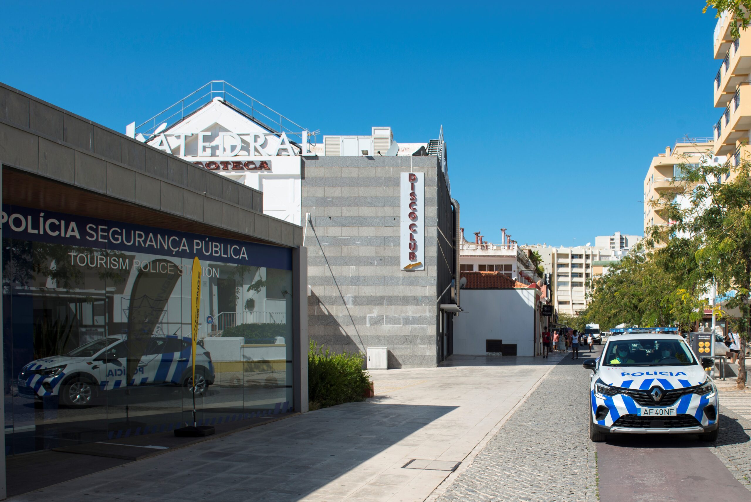Sul Informação - Esquadra de Portimão da PSP muda temporariamente local de atendimento