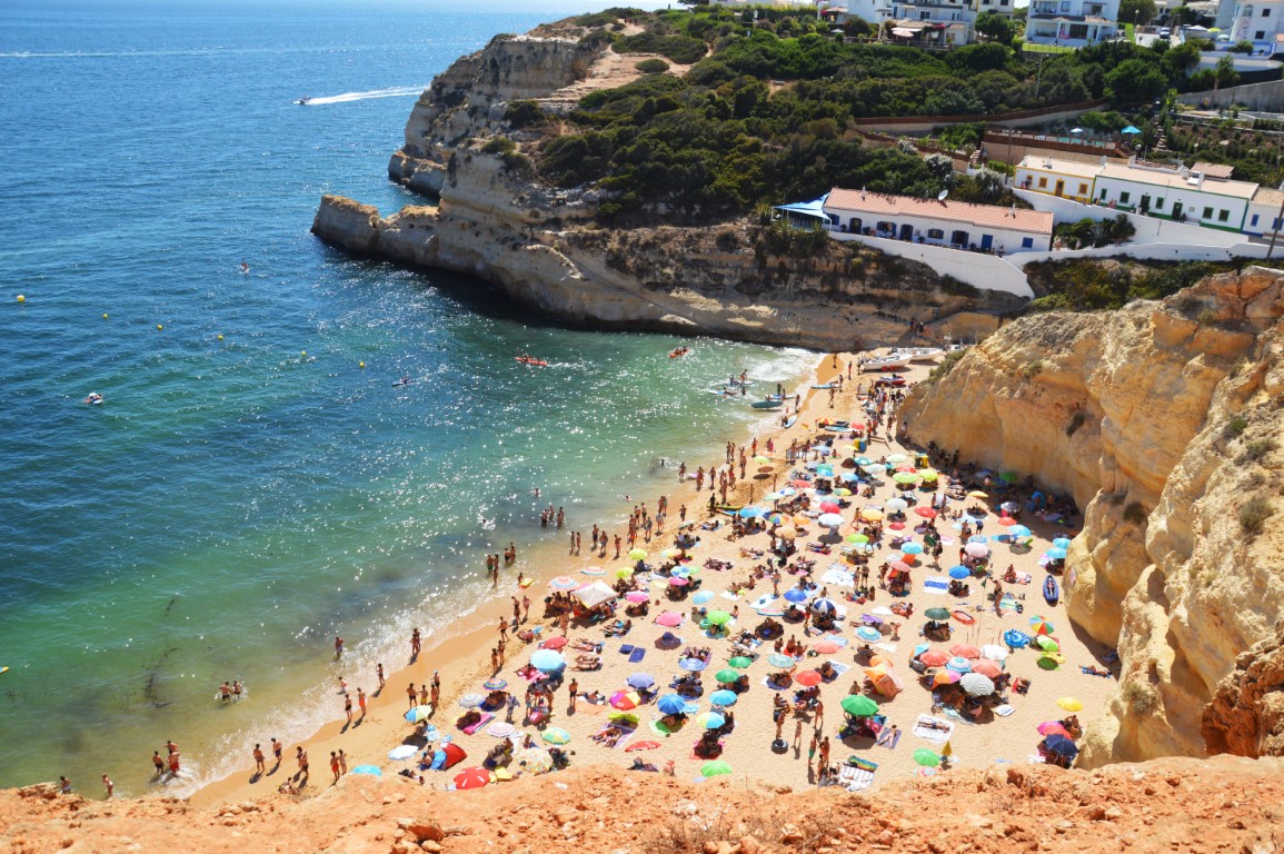 Sul Informação - Turismo: Agosto de 2019 teve mais dormidas, hóspedes e proveitos