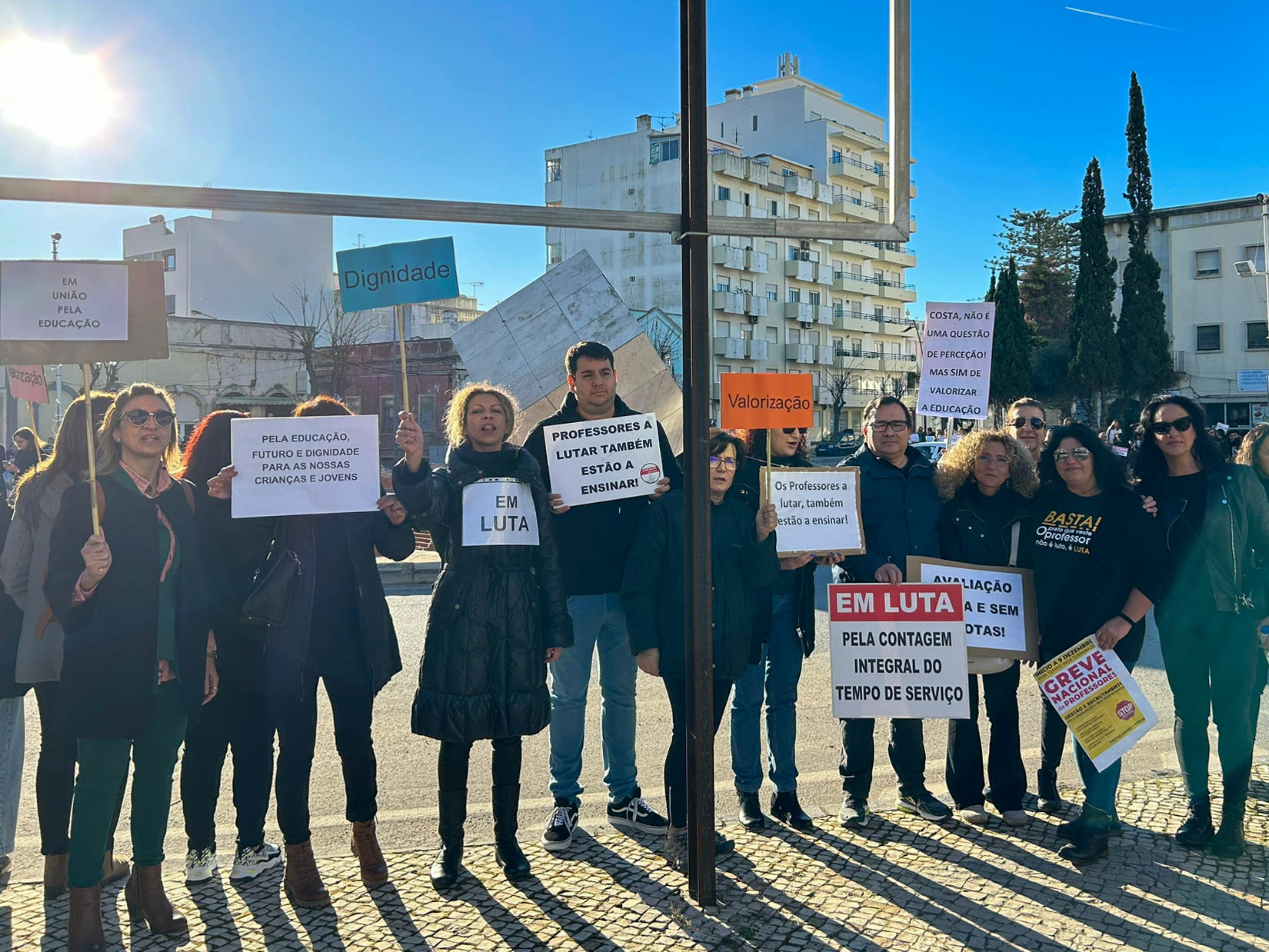 Sul Informação - «Se isto não mudar, qualquer dia não há professores»