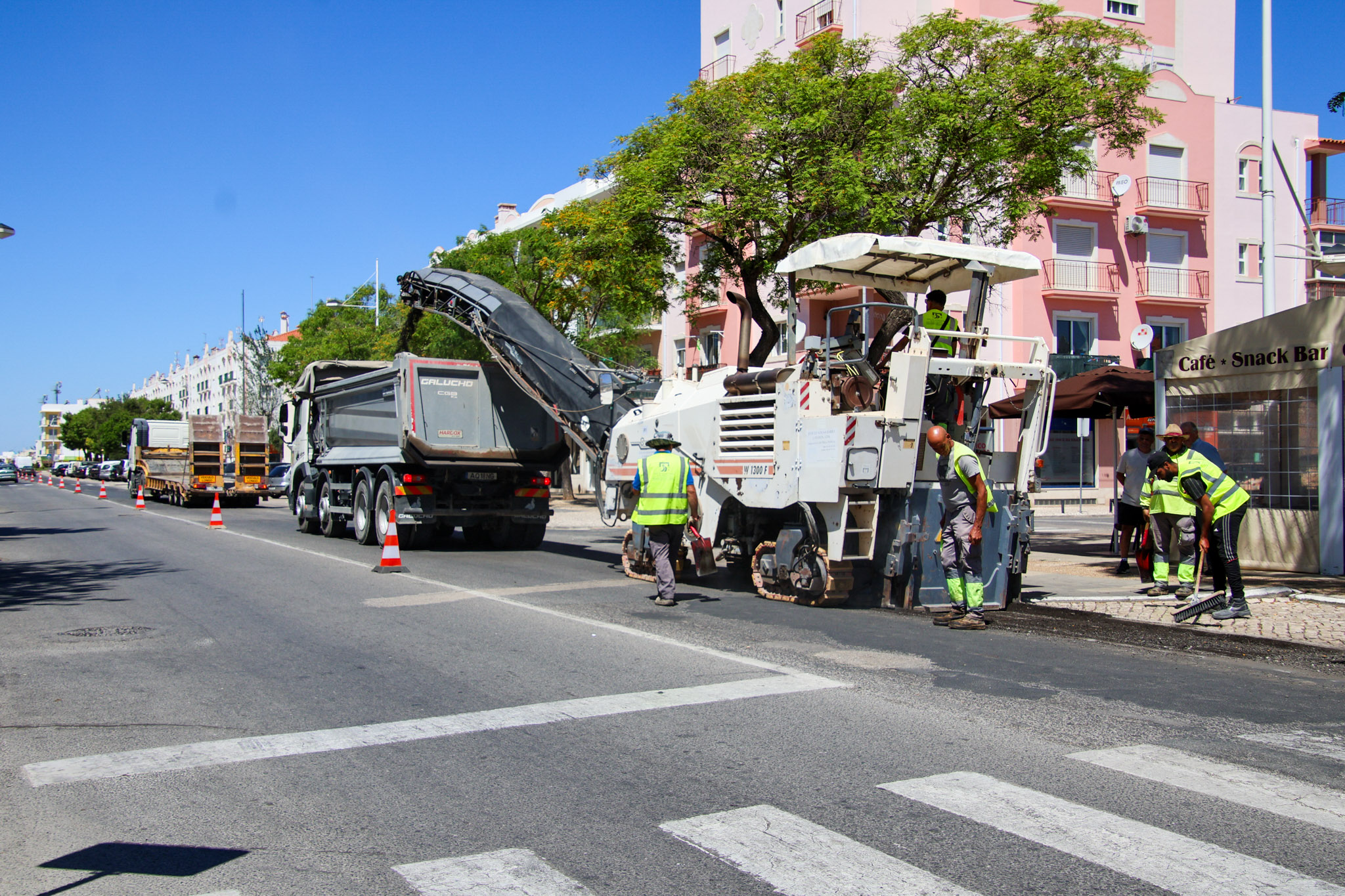 Sul Informação - VRSA investe 1,5 milhões na repavimentação de estradas municipais
