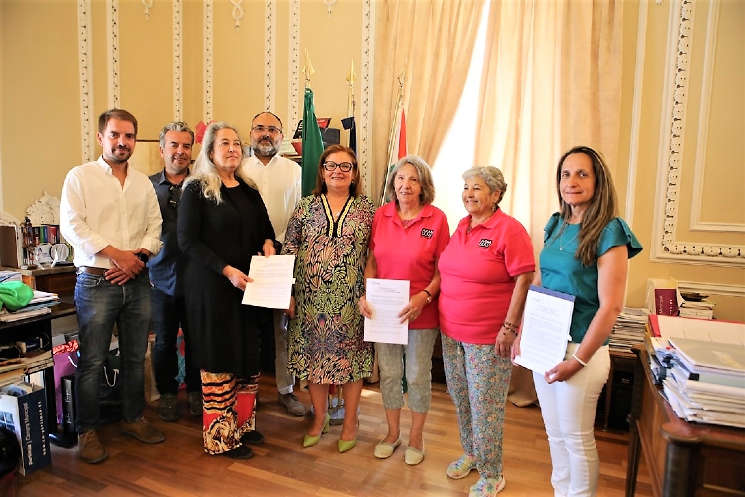 Sul Informação - Portimão apoia 3 associações de defesa dos animais com 40 mil euros