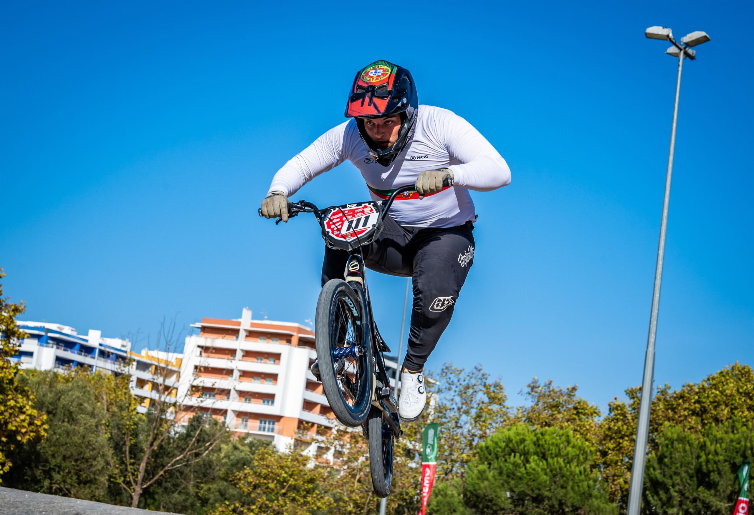 Sul Informação - Renato da Silva e Rita Xufre conquistam Taça de Portugal de BMX em Portimão
