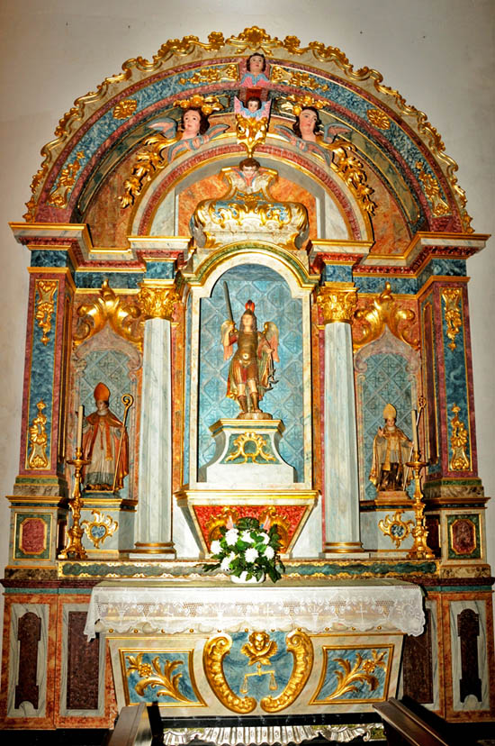 Sul Informação - Bispo do Algarve inaugura restauro dos retábulos da Igreja de Nossa Senhora da Visitação em Odeleite