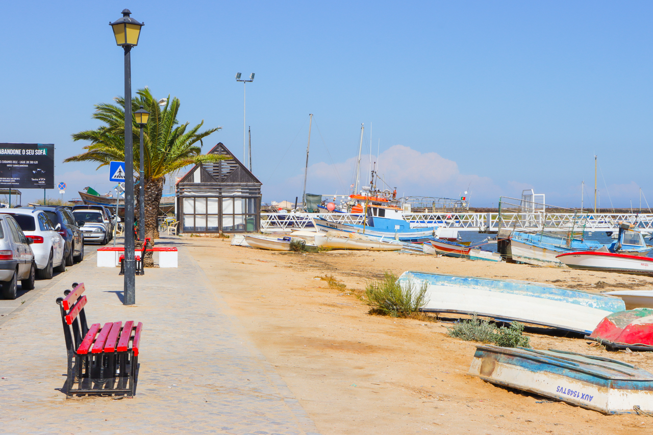 Sul Informação - Docapesca adjudica obras de beneficiação do posto de venda de pescado de Santa Luzia