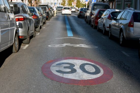 Sul Informação - Loulé: Avenida José da Costa Mealha passa a ter sinalética de via partilhada