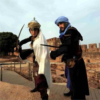 Sul Informação - Feira Medieval de Silves: Cavalaria muçulmana faz poderosa surtida pela Porta da Traição