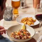 Sul Informação - Petiscos das tascas portuguesas ganham outra vida no novo restaurante do Nau São Rafael