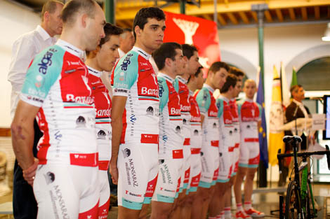 Sul Informação - Equipas de ciclismo de Tavira e Loulé apresentam-se no Algarve