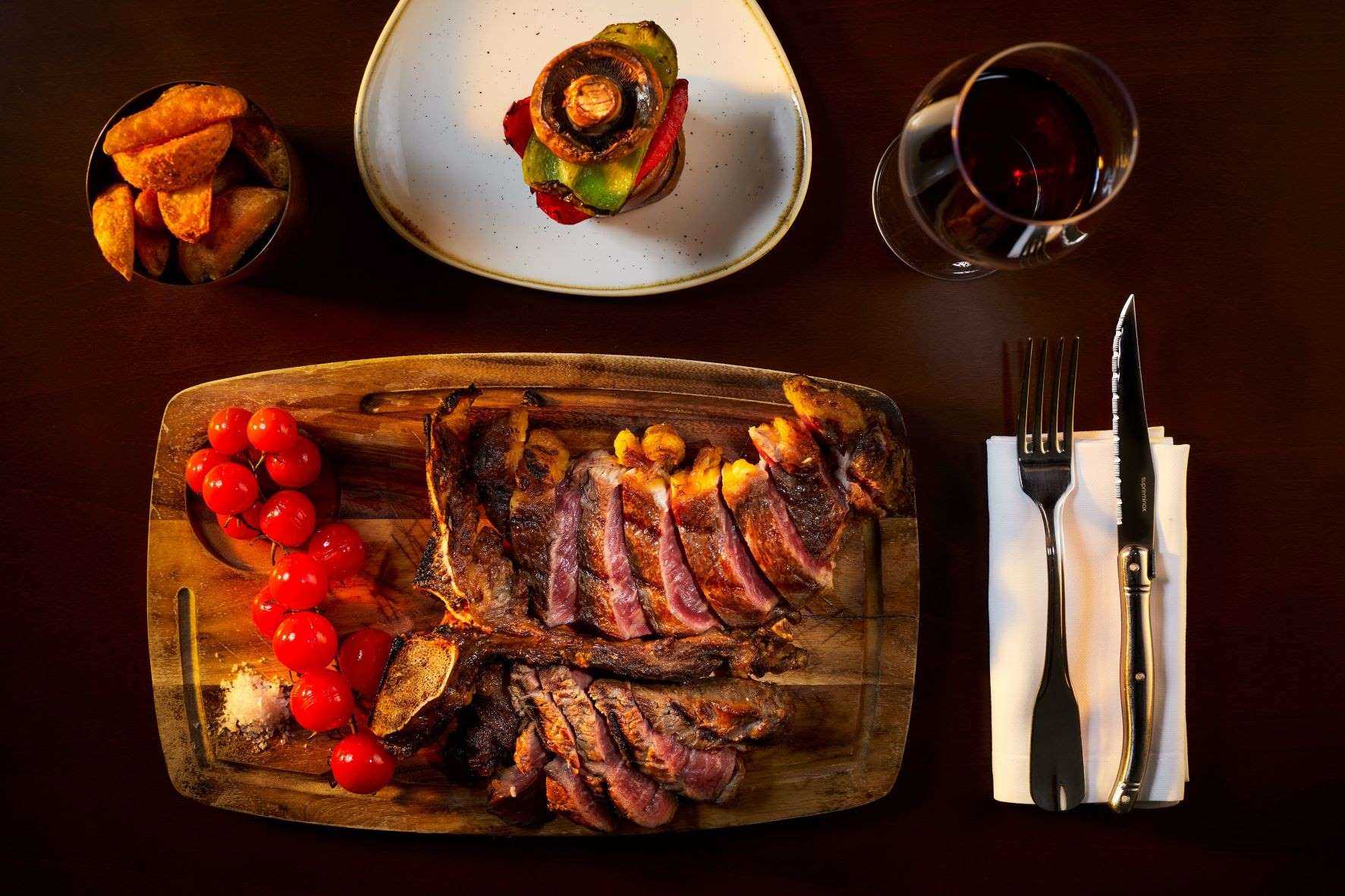 Sul Informação - Novo restaurante T-Bone Tender Steakhouse abre no Tivoli Marina Portimão