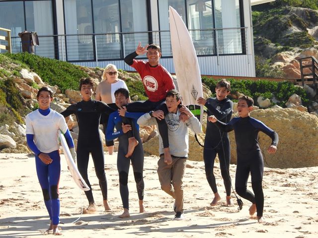 Sul Informação - Tomás Nunes e Constância Simões com dois pódios no Circuito Regional de Surf