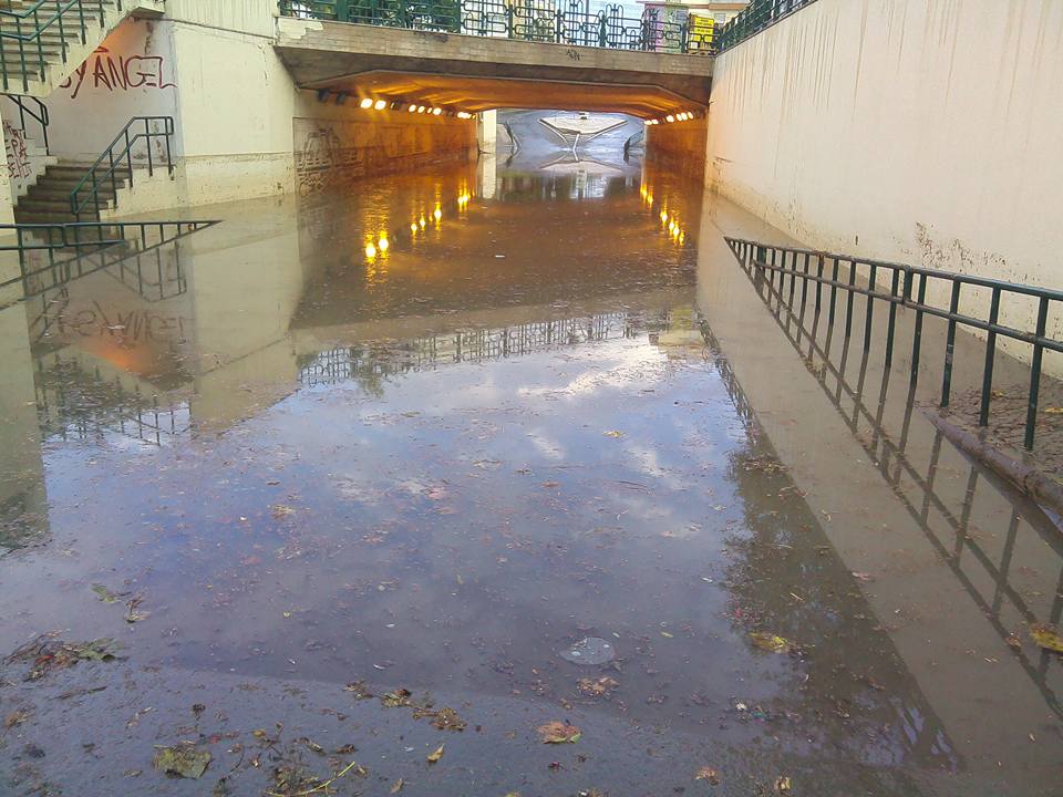 Sul Informação - Meteorologistas mantêm aviso amarelo para o Algarve esta segunda-feira