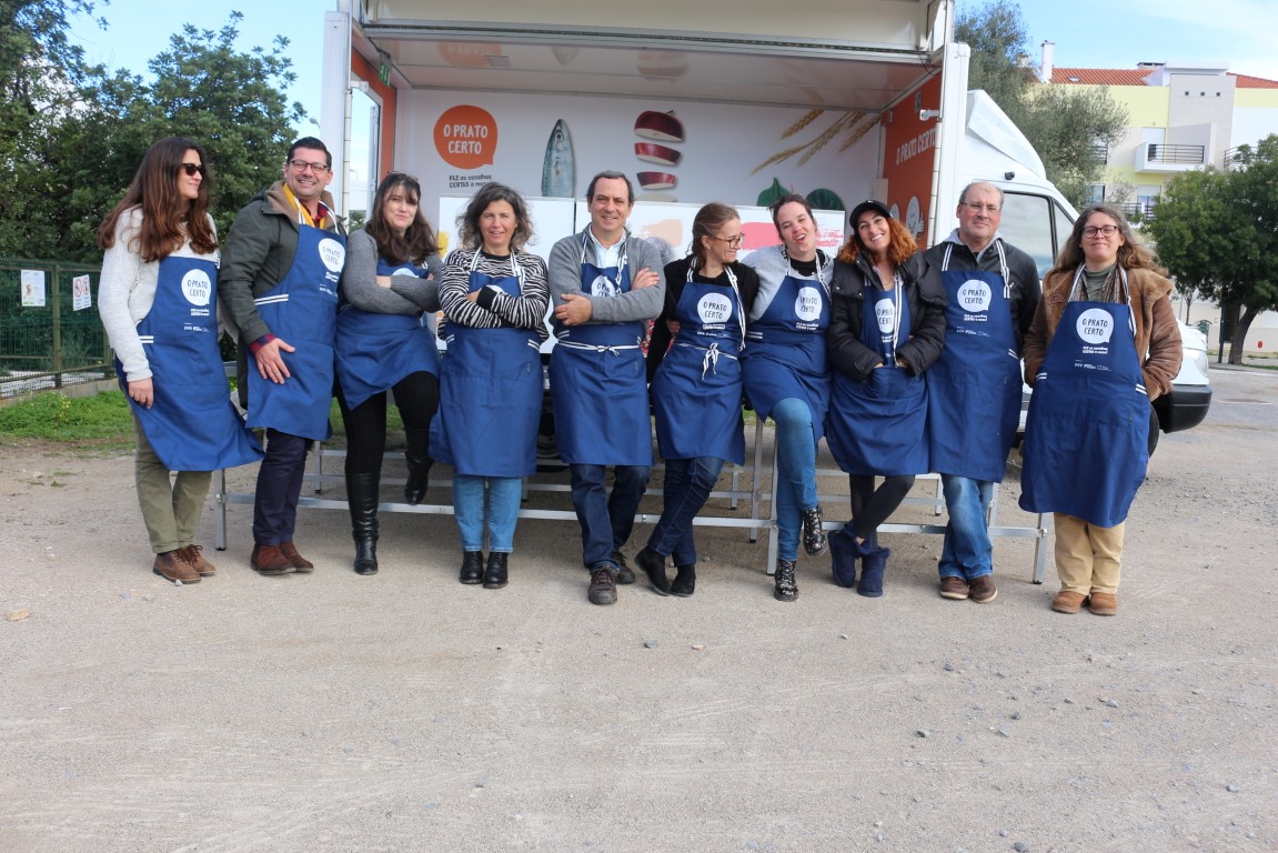 Sul Informação - Projeto “Prato Certo” dá rodas à educação alimentar [com fotos]