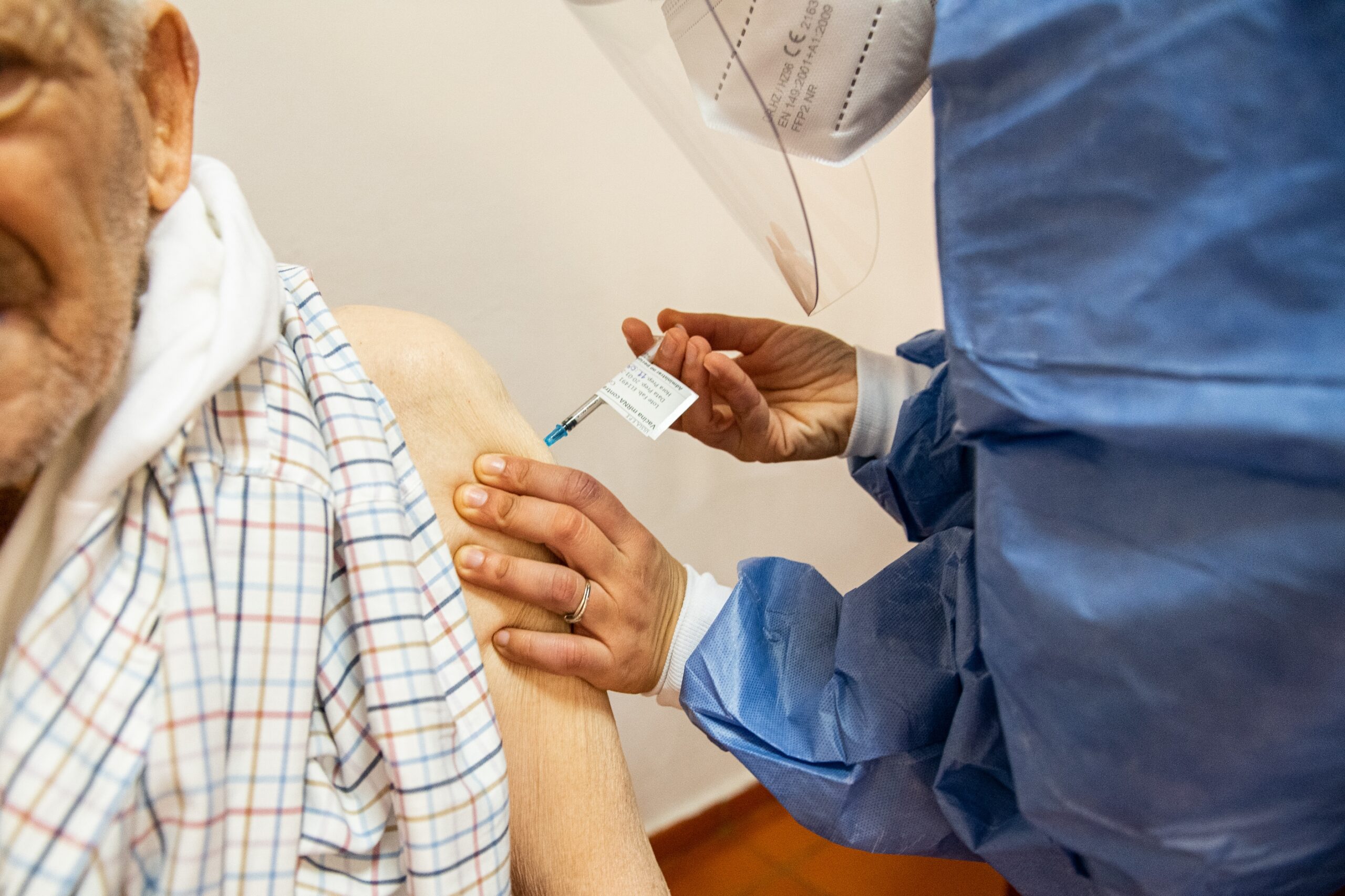 Sul Informação - Covid-19: Autoagendamento para doentes recuperados há mais de seis meses disponível em Junho