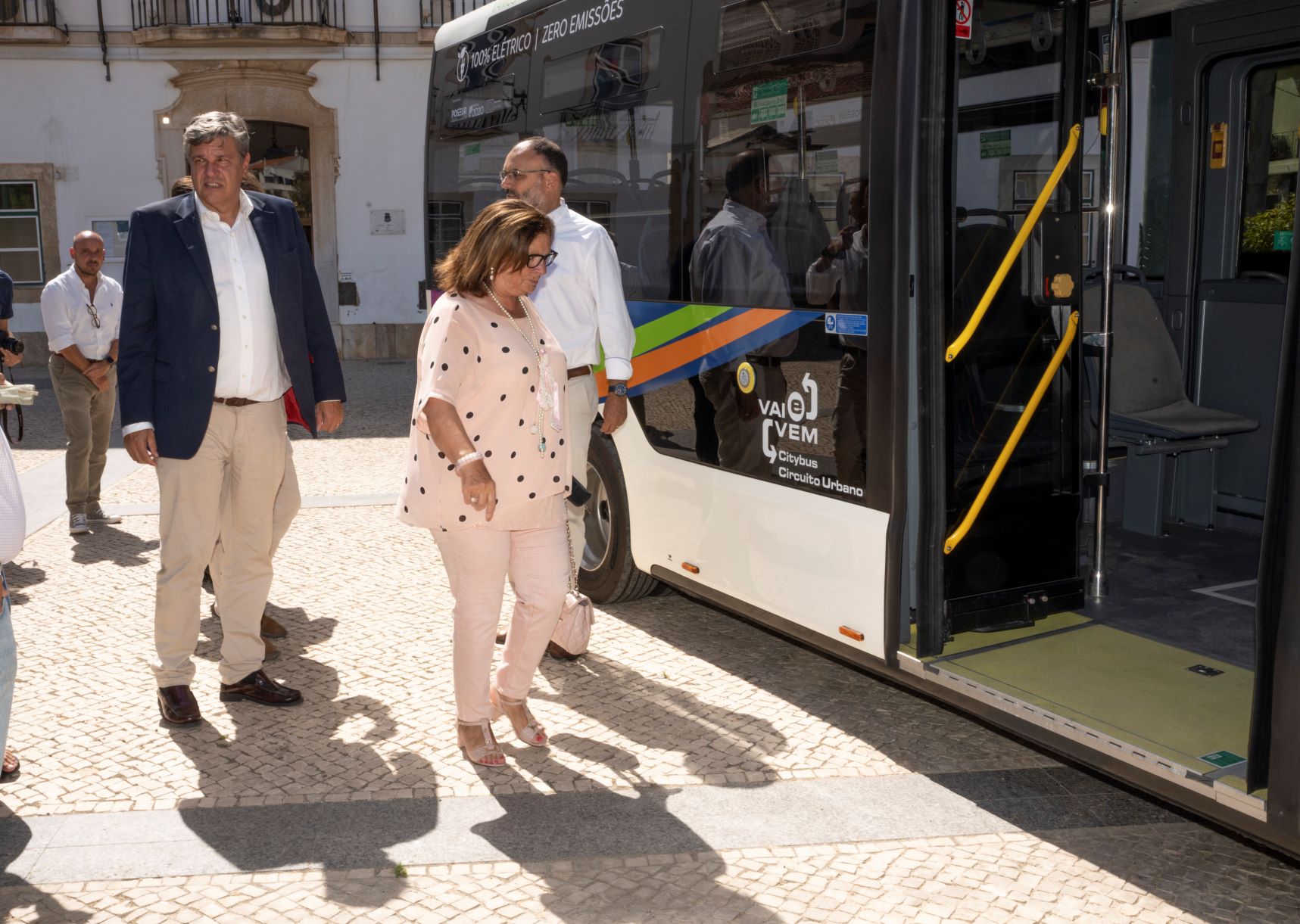 Sul Informação - Até 2023, 70% da frota de transportes urbanos de Portimão será elétrica