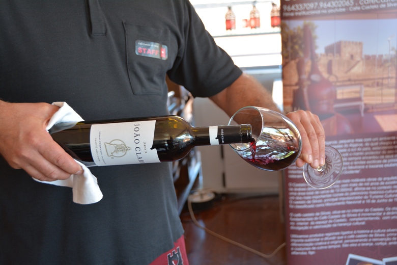 Sul Informação - Prémio de concurso internacional entregue aos vinhos João Clara e à Câmara de Silves