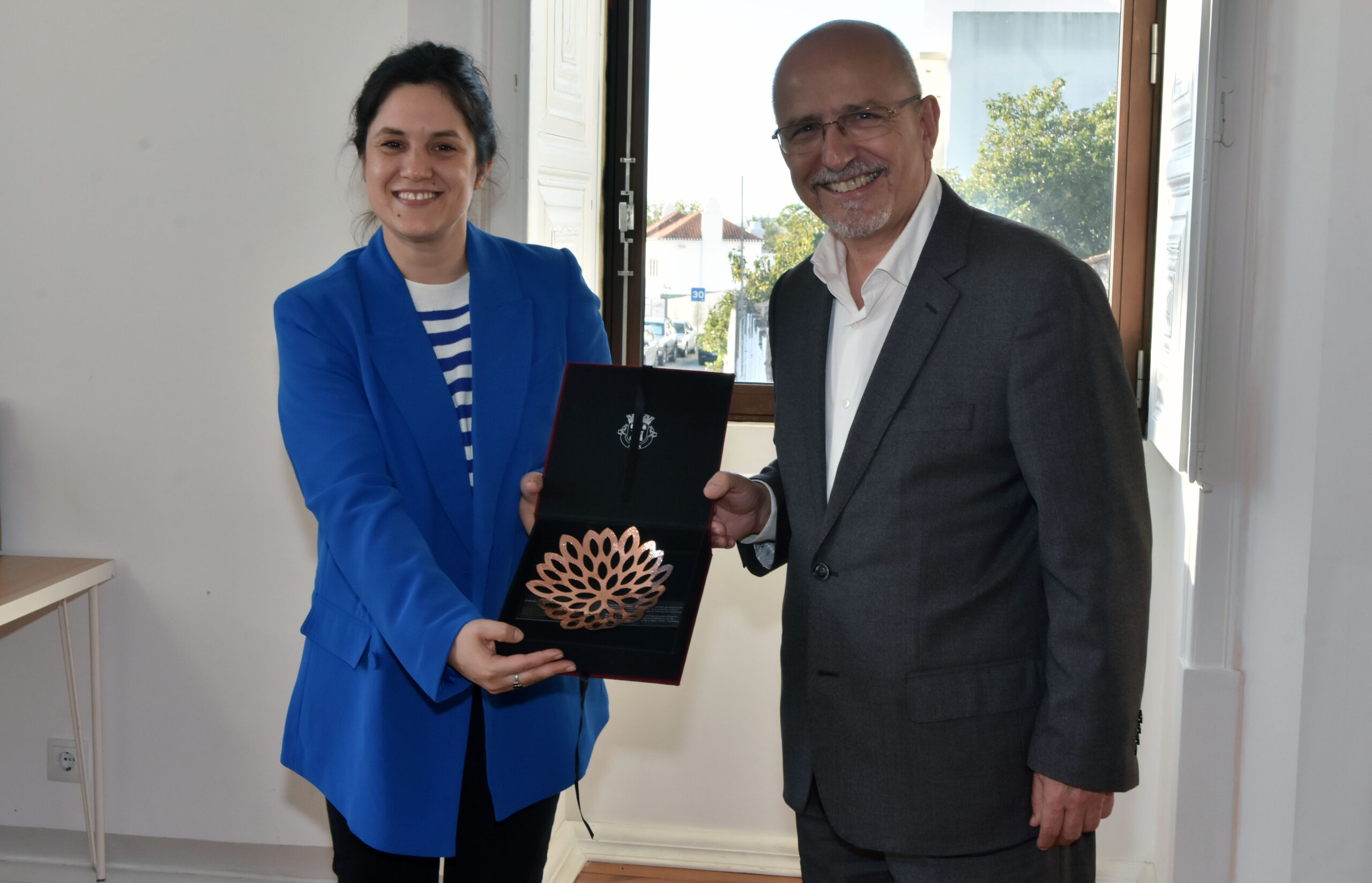 Sul Informação - Ministra da Cultura do Paraguai conhece universo criativo de Loulé