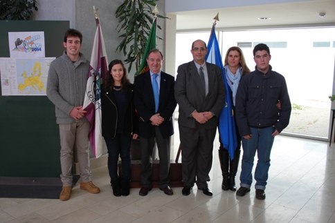 Sul Informação - Alunos da Secundária de Loulé vão representar Portugal em Bruxelas