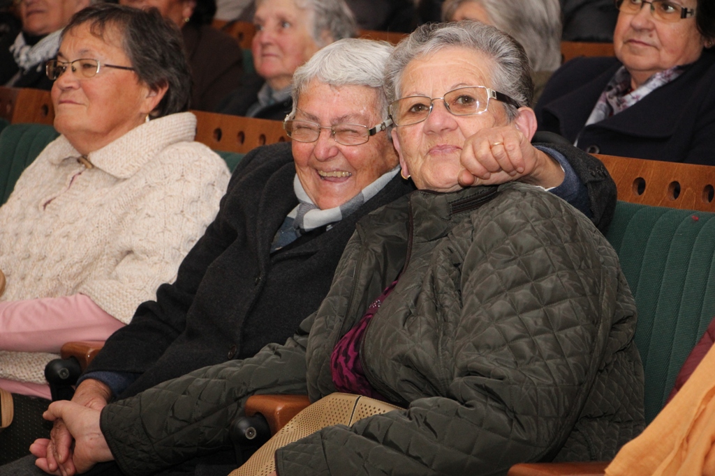 Sul Informação - Idosos de Castro Marim aprenderam como “Ser Feliz na Idade de Ouro”
