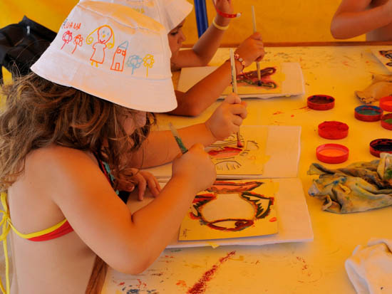 Sul Informação - Praias de Castro Marim acolhem workshops para crianças durante o verão