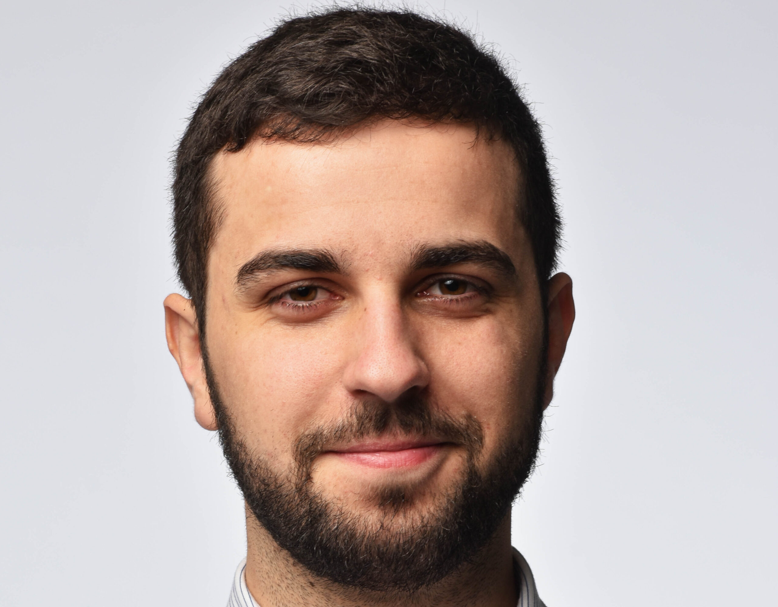 Sul Informação - Yannick Schade/Volt: Melhorar a «mobilidade tem de ser a prioridade para o Algarve»