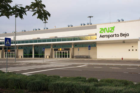 Sul Informação - Governo vai criar grupo de trabalho para estudar desenvolvimento do Aeroporto de Beja