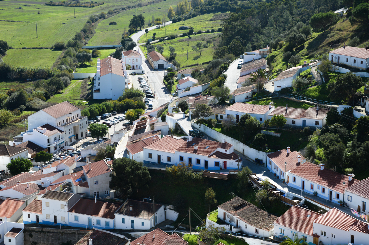 Sul Informação - Aljezur exige inclusão da população flutuante no cálculo da incidência de Covid-19