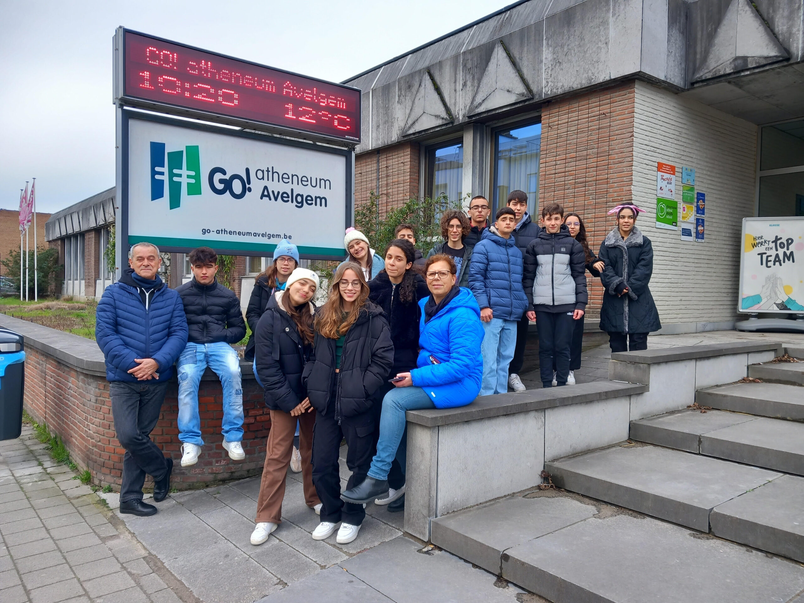 Sul Informação - Alunos e professores do Agrupamento de Escolas da Bemposta visitaram a Bélgica