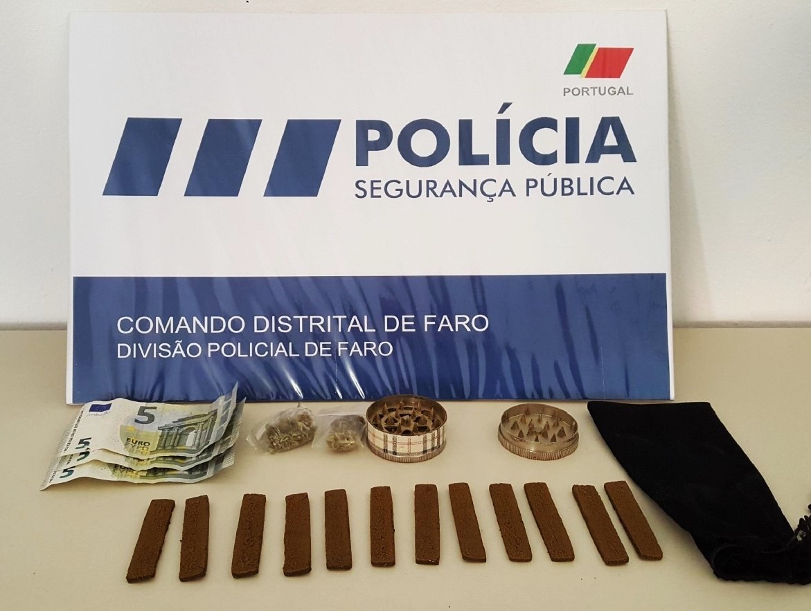 Sul Informação - PSP detém jovem por tráfico de droga em Tavira