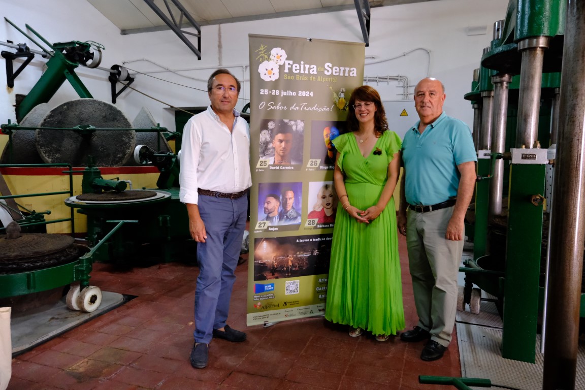Sul Informação - Pintainhos, mais espaço e tempero de azeite marcam Feira da Serra de São Brás