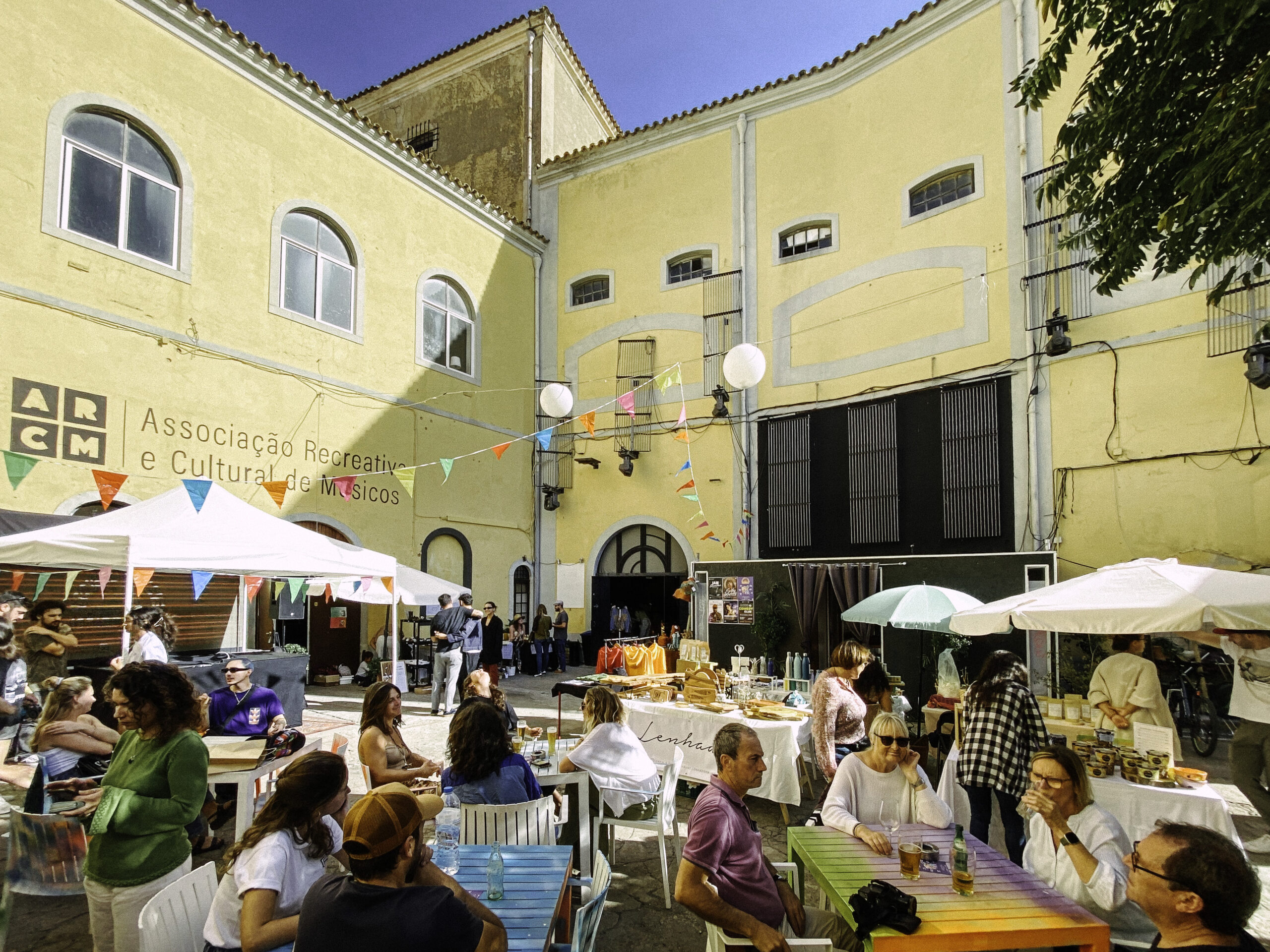Sul Informação - Vem aí o segundo “Artists & Fleas Market” nos Músicos em Faro